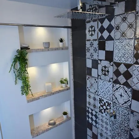 Poesia Apartment *